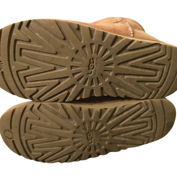 Ugg Classic Tall Shearling Boot - Womens 6‎ - Picture 7 of 10